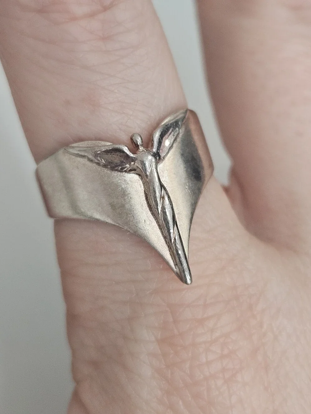925 Lavaggi Angel Sterling Silver Ring Size 8 US